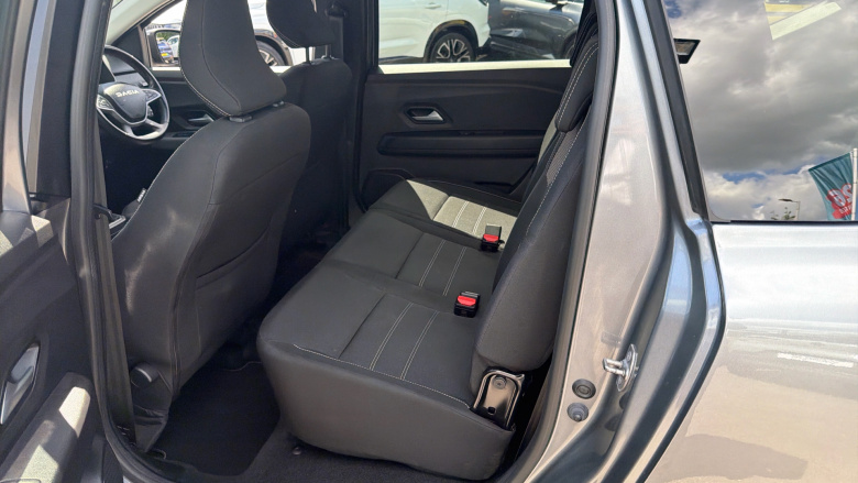 Dacia Jogger 1.6 HEV Expression 5dr Auto Hybrid Estate
